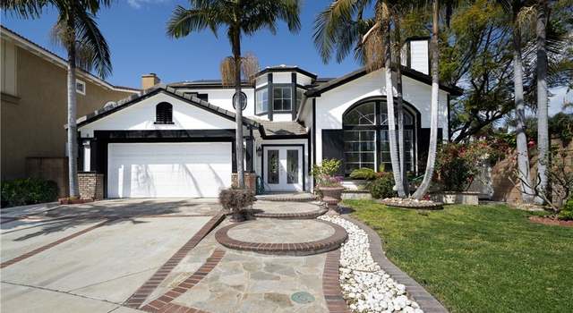 Photo of 1301 Pinehurst Cir, Santa Ana, CA 92706
