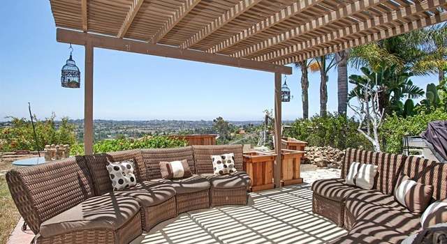 Photo of 7921 Terraza Disoma, Carlsbad, CA 92009