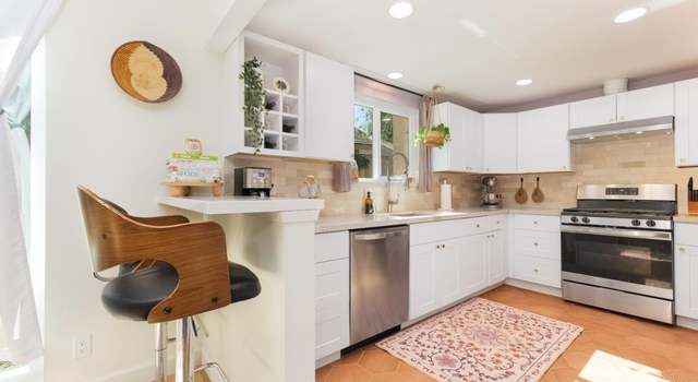 Photo of 322 Ivy Ln, Fallbrook, CA 92028