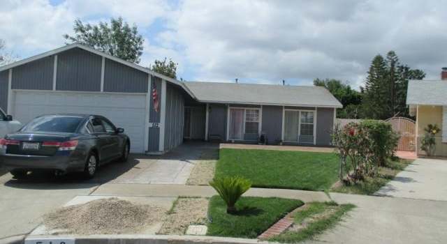 Photo of 512 E Cliffwood Cir, Anaheim, CA 92802