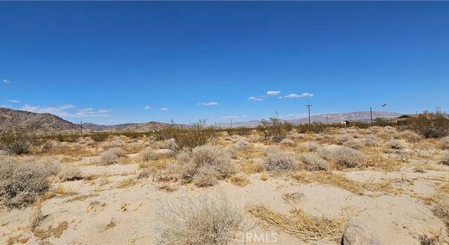 Photo of 800 Mikiska Blvd, Landers, CA 92285