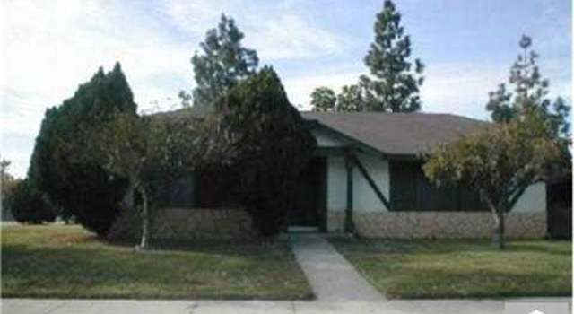 Photo of 566 S YUCCA Ave, Rialto, CA 92376