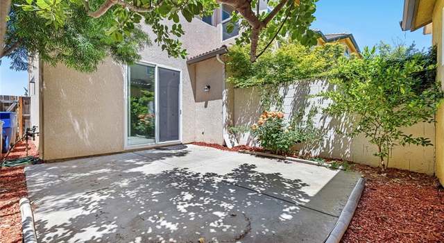 Photo of 1587 N Strada Way, Clovis, CA 93619