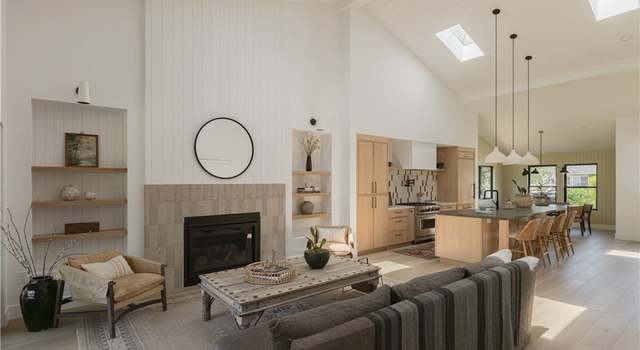 Photo of 459 E 18th St, Costa Mesa, CA 92627