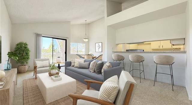 Photo of 7422 Seastar Dr #5, Huntington Beach, CA 92648