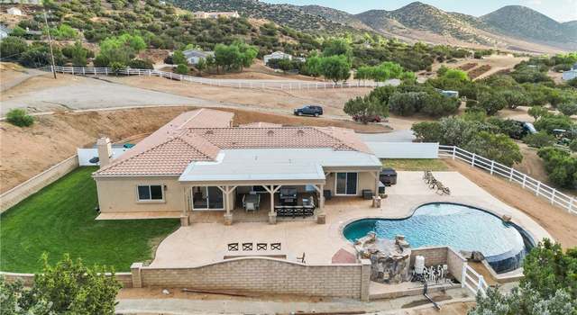 Photo of 35252 Robinsong Rd, Agua Dulce, CA 91390