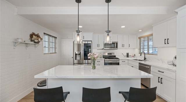 Photo of 501 E Parkwood Ave, La Habra, CA 90631