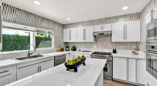 Photo of 921 Dahlia Ave, Costa Mesa, CA 92626