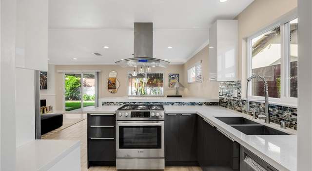 Photo of 5435 Hackett Ave, Lakewood, CA 90713