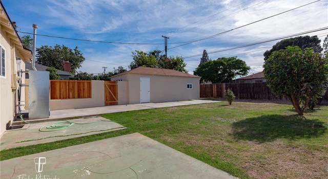 Photo of 105 Western Dr, Bakersfield, CA 93309