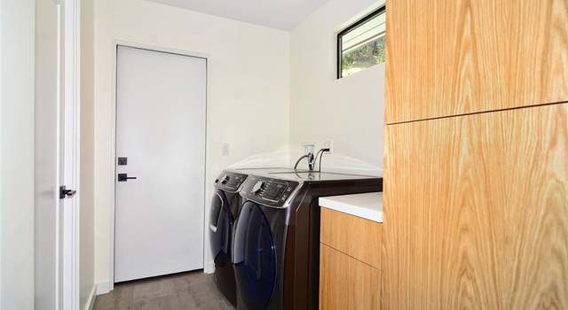 Photo of 3691 Meadville Dr, Sherman Oaks, CA 91403