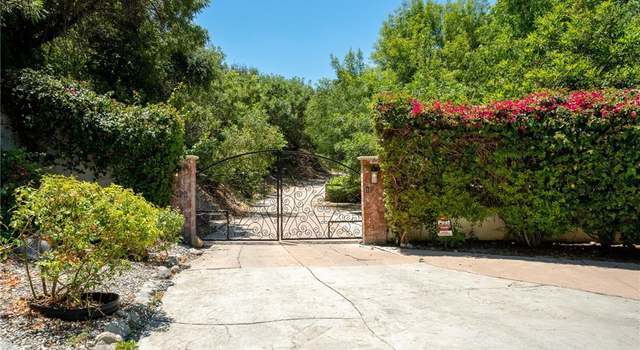 Photo of 2423 S Buenos Aires Dr, Covina, CA 91724