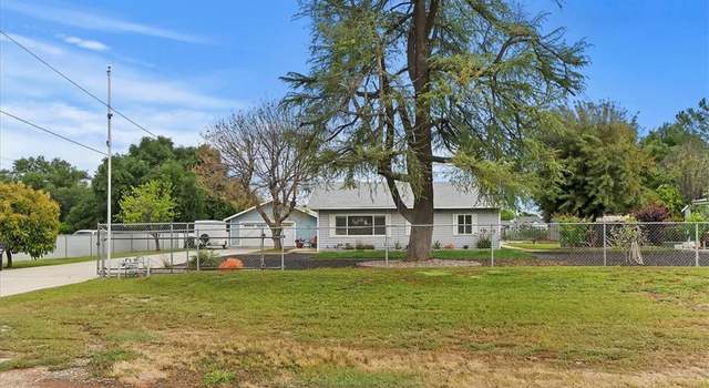 Photo of 844 W Avenue L, Calimesa, CA 92320