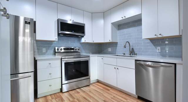 Photo of 286 Oak Leaf Dr #14, Thousand Oaks, CA 91360
