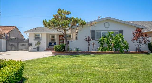 Photo of 10227 Rives Ave, Downey, CA 90241