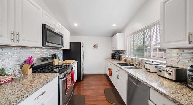 Photo of 25350 Santiago Dr #62, Moreno Valley, CA 92551