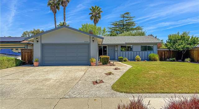 Photo of 36254 Bettencourt St, Newark, CA 94560