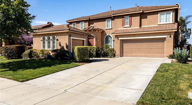 Photo of 8539 Shinkle Dr, Eastvale, CA 92880