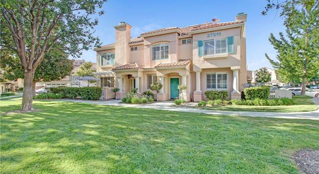 Photo of 27011 Karns Ct #2104, Canyon Country, CA 91387