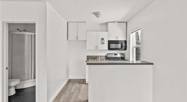 Photo of 821 W 43rd Pl, Los Angeles, CA 90037