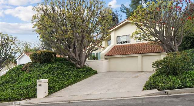 Photo of 2975 Tiffany Cir, Los Angeles, CA 90077