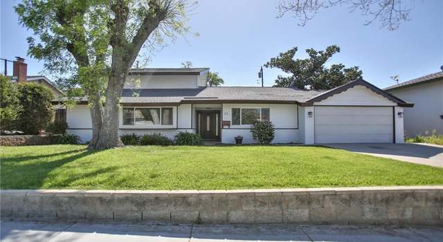 Photo of 412 Nottingham Dr, Redlands, CA 92373