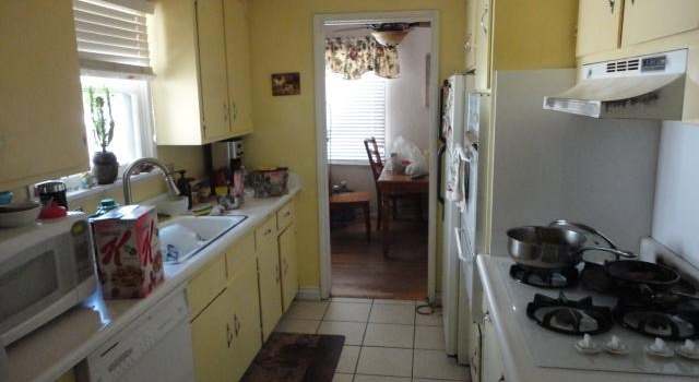 Photo of 900 N 10th Ave, Upland, CA 91786