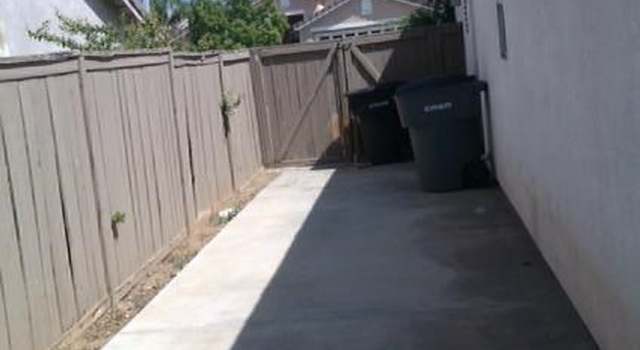 Photo of 1019 Huntington Way, Perris, CA 92571