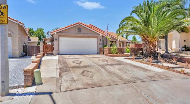 Photo of 25781 Saint Marta Dr, Murrieta, CA 92563