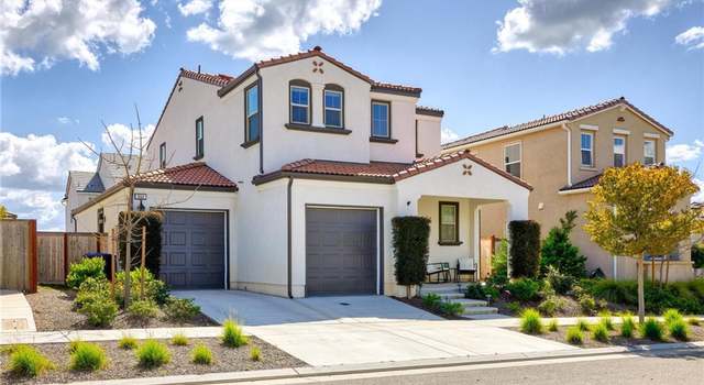 Photo of 860 Ridgebank, Madera, CA 93636