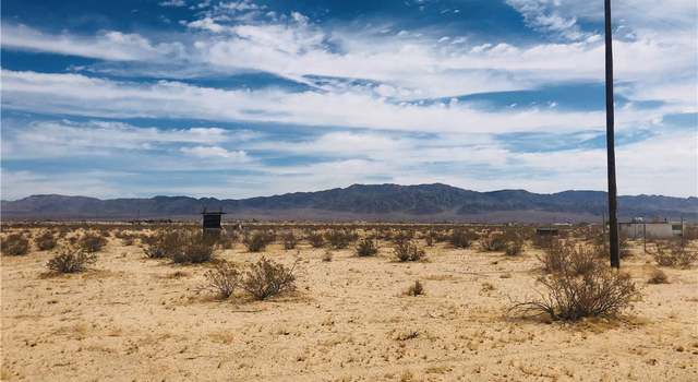 Photo of 2 Mesa Dr, 29 Palms, CA 92277