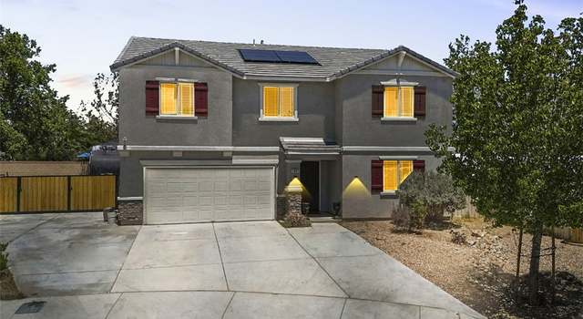 Photo of 1021 Cambridge Ct, Lancaster, CA 93535