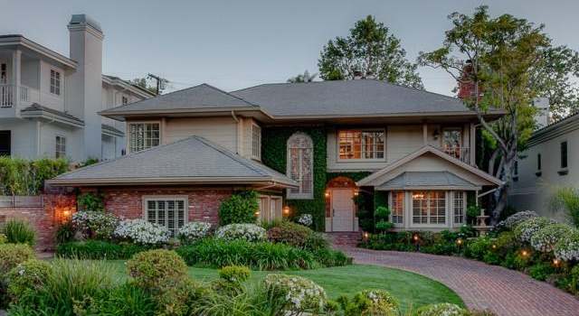 Photo of 10326 Lorenzo Dr, Cheviot Hills, CA 90064