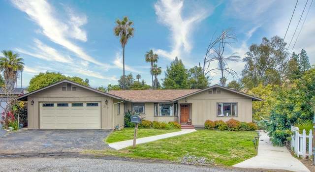 Photo of 237 Ardys Pl, Vista, CA 92084