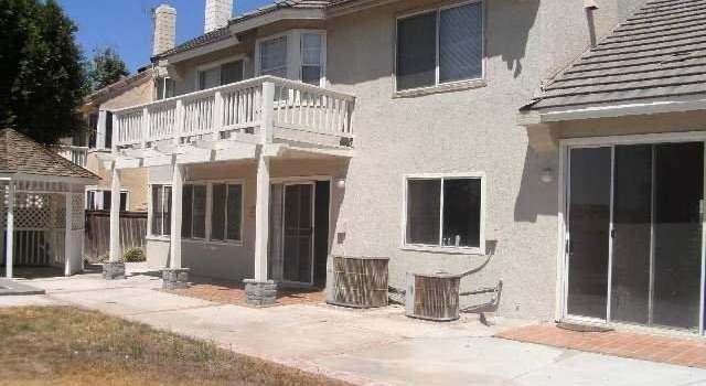 Photo of 10107 Thornbird Ct, Moreno Valley, CA 92557