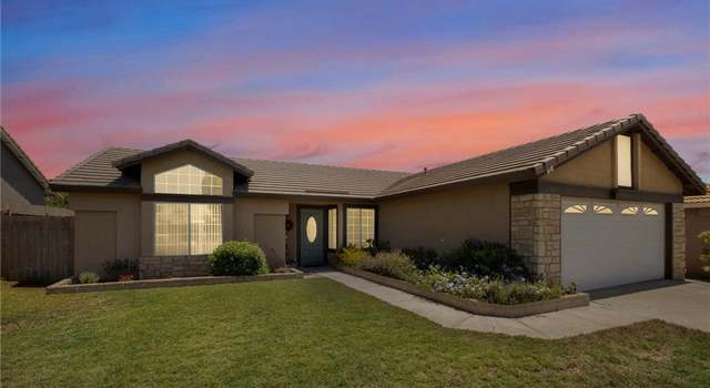 Photo of 2560 W Plaza Serena Dr, Rialto, CA 92377