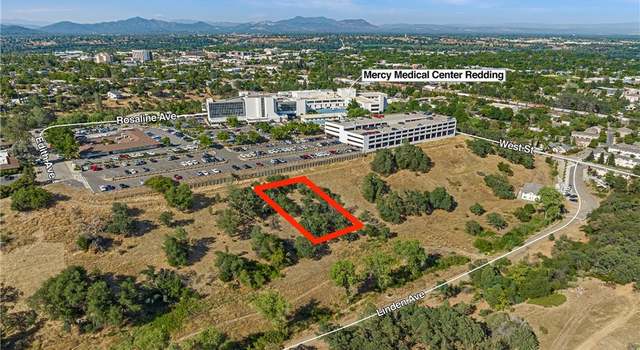 Photo of 2037 Haight St, Redding, CA 96001