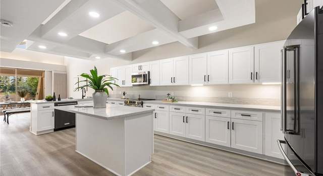 Photo of 232 Kavenish Dr W, Rancho Mirage, CA 92270