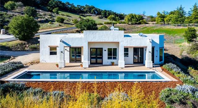 Property at 10905 Vista Rd, Atascadero, CA 93422, 3 beds, 2.5 baths