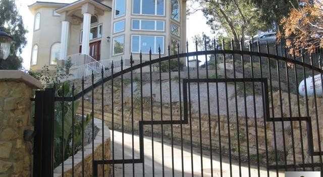 Photo of 205 NOTRE DAME Ave, Chatsworth, CA 91311