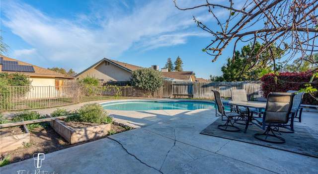 Photo of 7107 Brookshire Ave, Bakersfield, CA 93308
