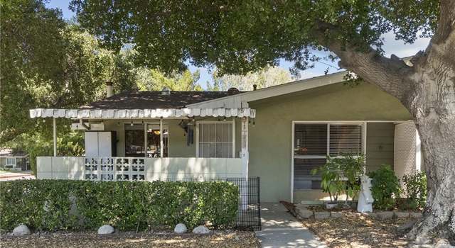 Photo of 19226 Avenue Of The Oaks Unit A, Newhall, CA 91321