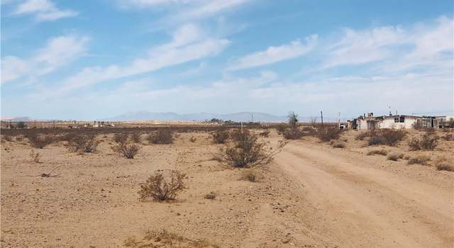 Photo of 0 Near Raymond Dr, 29 Palms, CA 92277