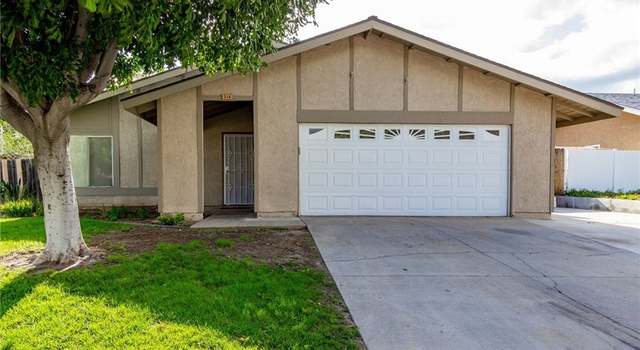 Photo of 216 N Woodlake Rd, Lake Elsinore, CA 92530