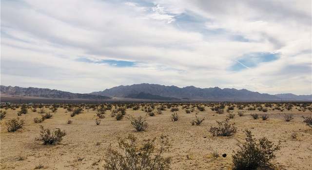 Photo of 5 Diamond Bar Rd, 29 Palms, CA 92277