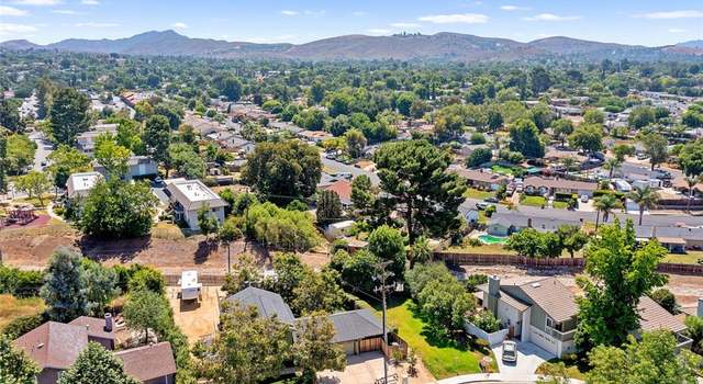 Photo of 2614 Calle Abedul, Thousand Oaks, CA 91360