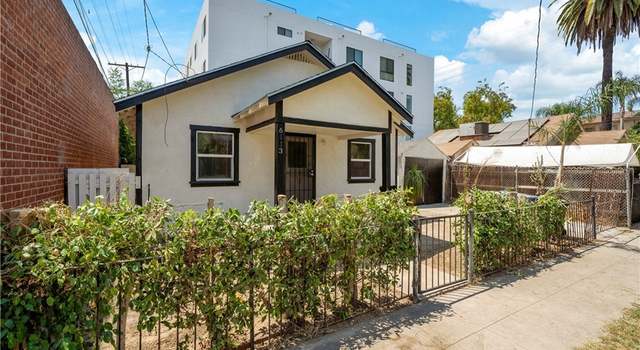 Photo of 6113 Vesper Ave, Van Nuys, CA 91411