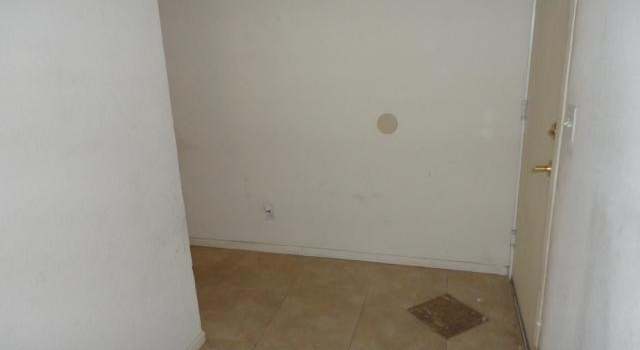 Photo of 2121 Beechwood St, Lancaster, CA 93535