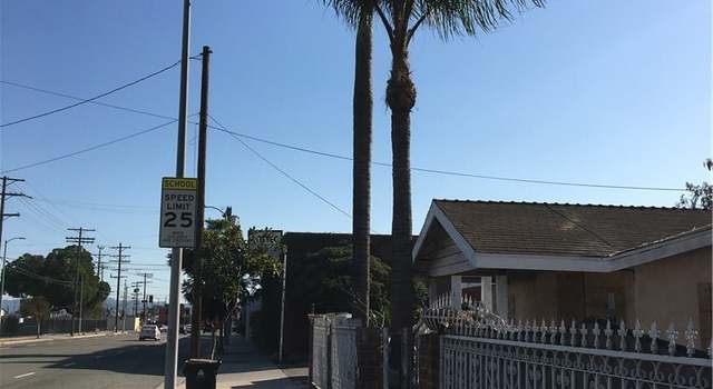 Photo of 7549 Coldwater Canyon Ave, North Hollywood, CA 91605