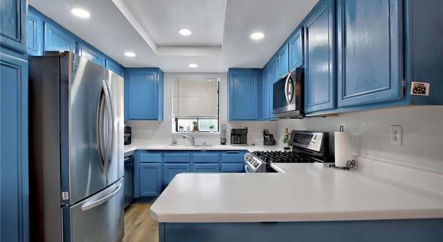 Photo of 18121 Erik Ct #314, Canyon Country, CA 91387